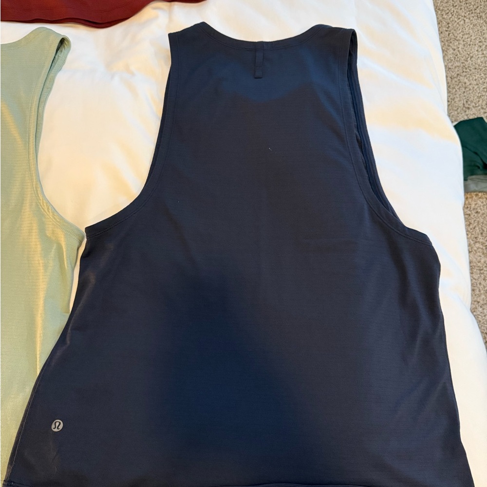 Lulu License to Train Tank Top Large - Picture 5 of 14